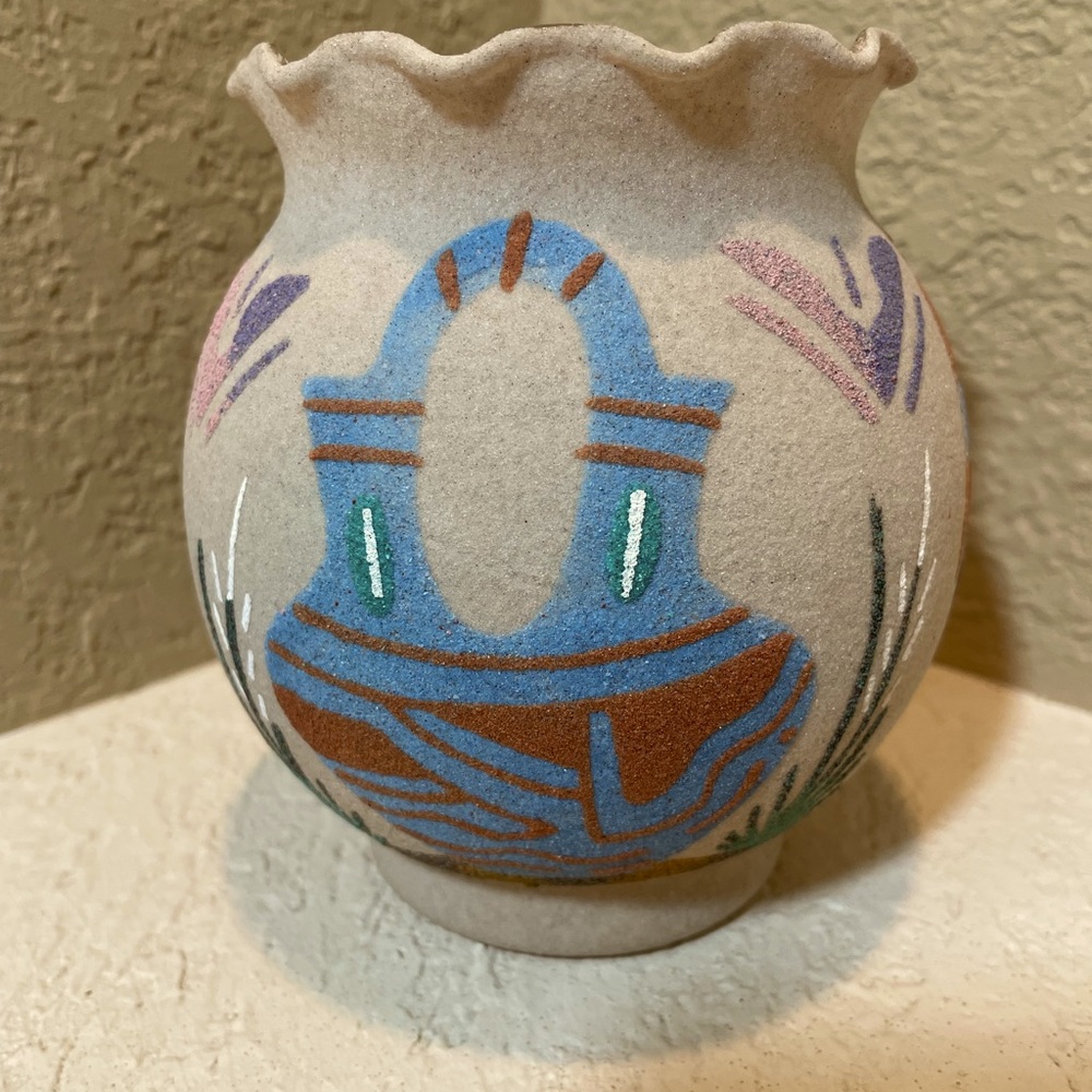 Navajo-Bingo Smith signed Sand Art Vase